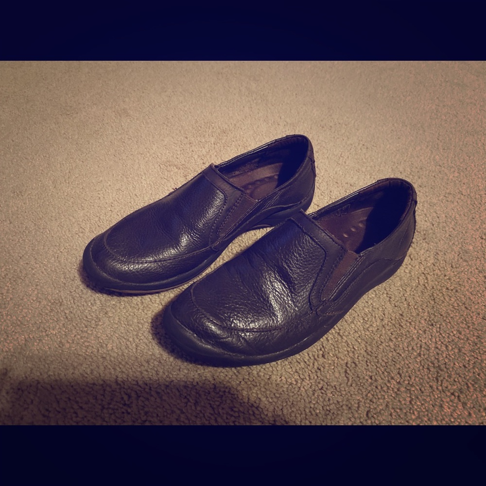 Hush puppies size 8